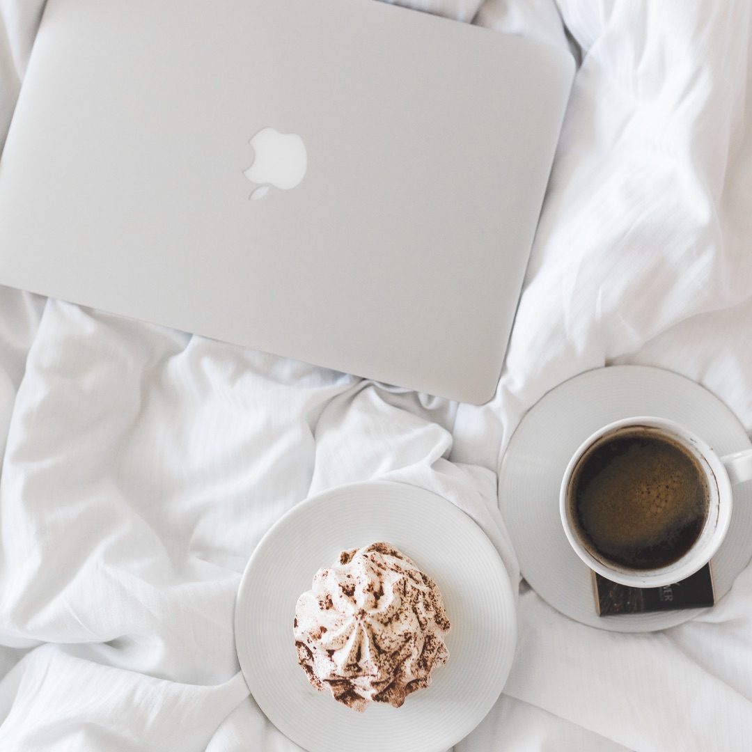 COFFE LAPTOP MOTIVATION